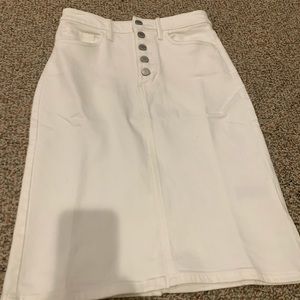 Banana republic white jean skirt